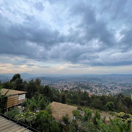 Eagle View Lodge - Kigali Bagian luar foto