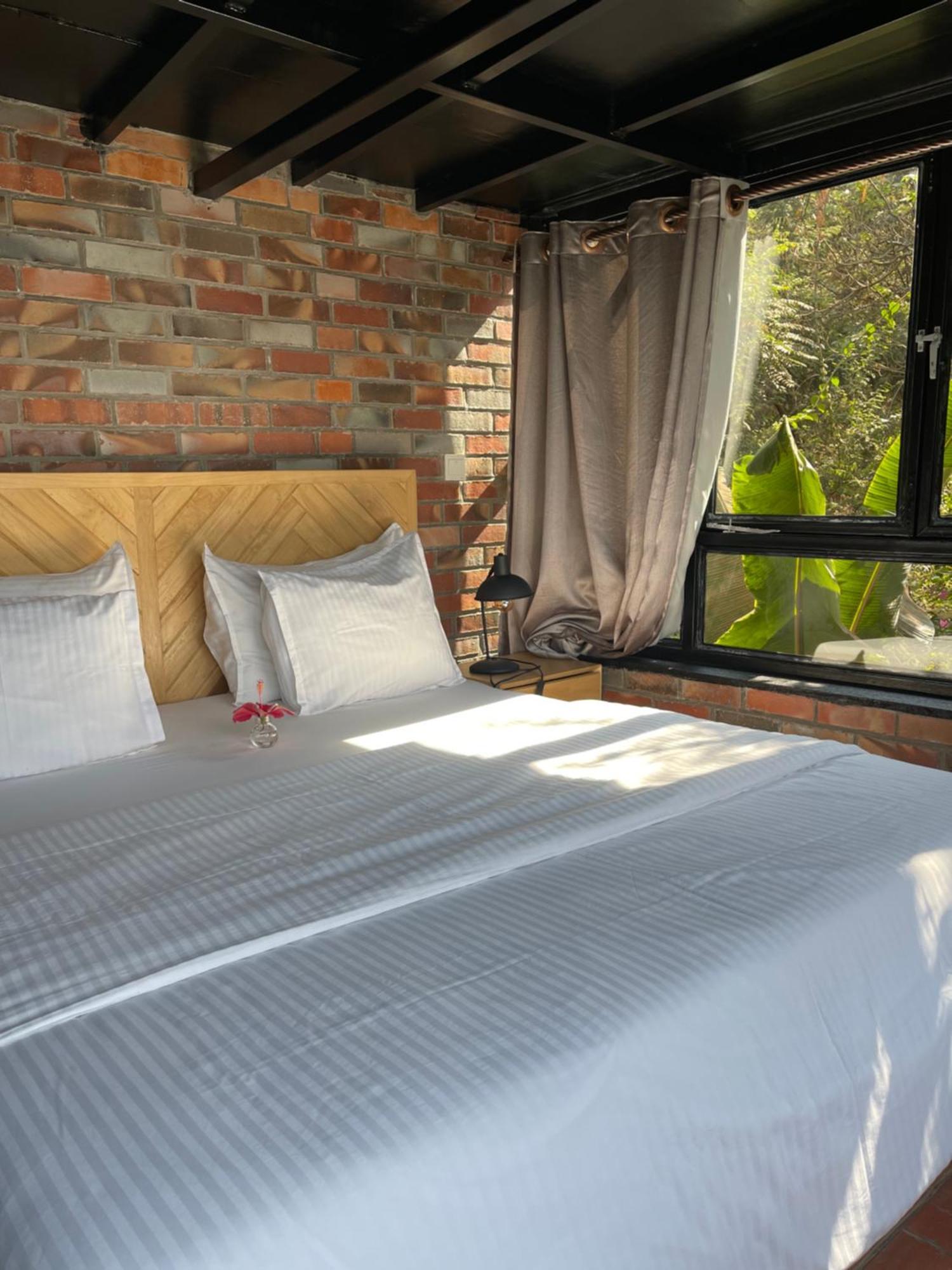 Eagle View Lodge - Kigali Bagian luar foto