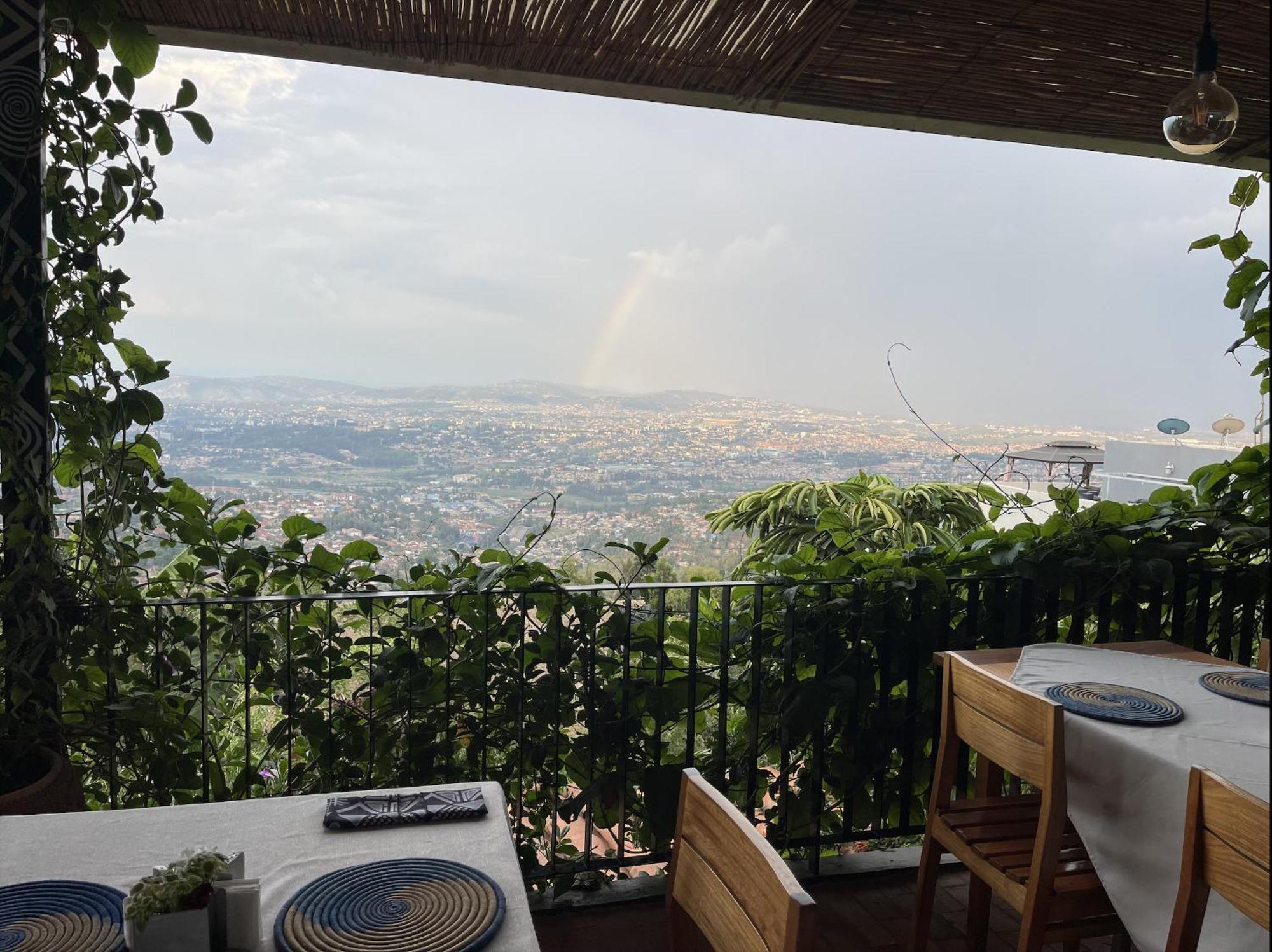 Eagle View Lodge - Kigali Bagian luar foto